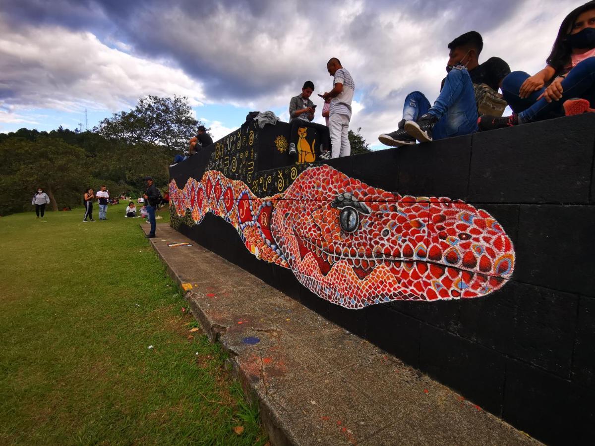 Lienzo Hostel And Mural Art Museum Popayan Kültér fotó